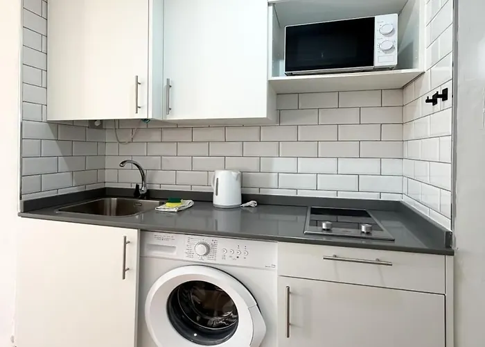 B-rent Eguzkilore Sun & Pool Apartment *