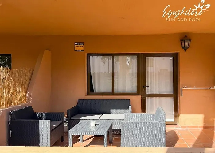 B-rent Eguzkilore Sun & Pool * Κοραλέχο